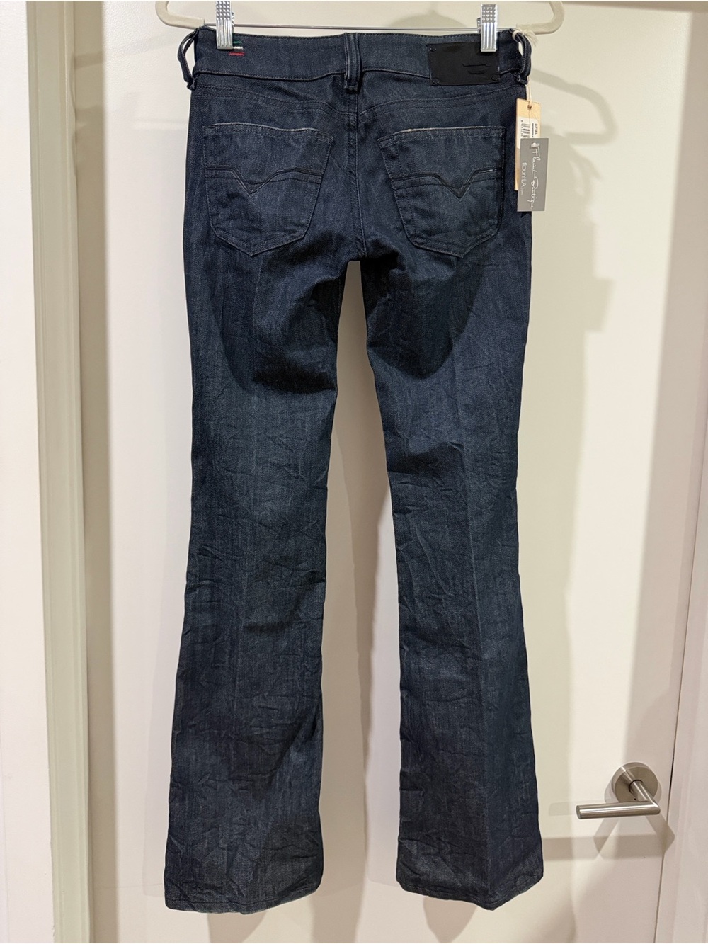 Diesel Louvely - Wash 8JC - Dark Indigo Flared Women's Denim. Made in Italy - Picture 3 of 12